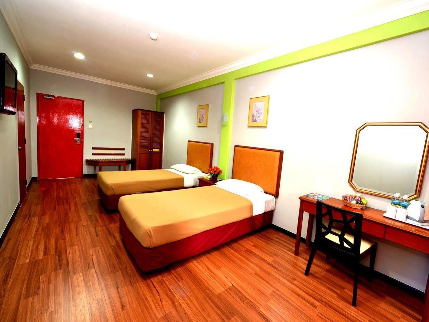 Classic Boutique Hotel Kuantan Ngoại thất bức ảnh
