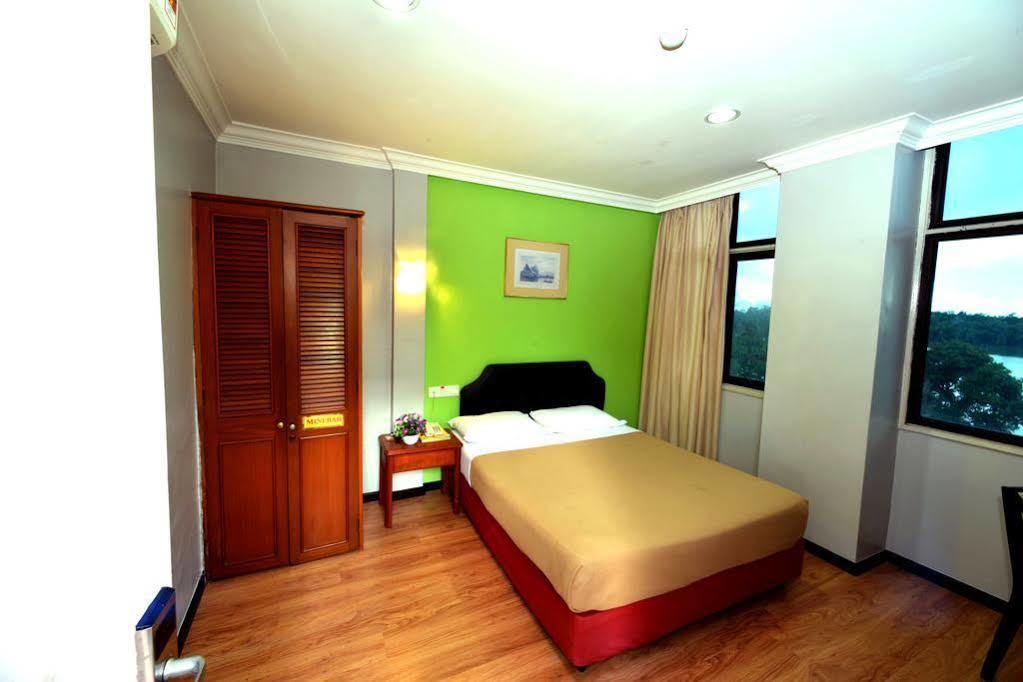 Classic Boutique Hotel Kuantan Ngoại thất bức ảnh